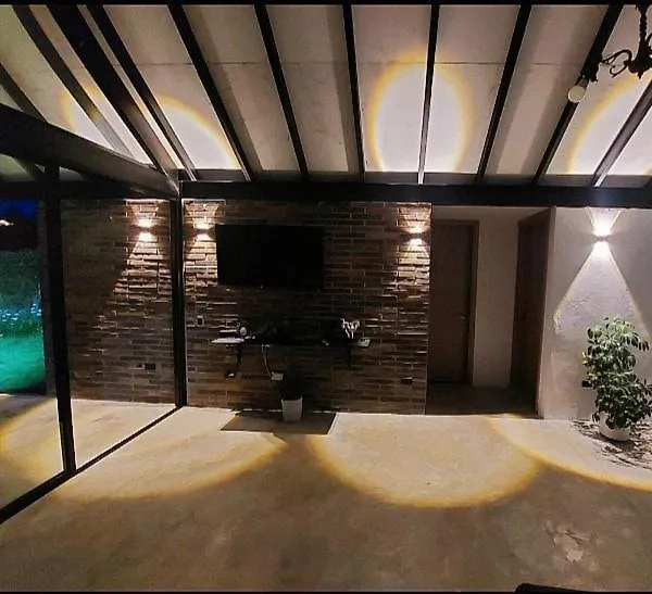 Nordika House - Ideal Para Fotografia Y Descanso Medellín 0*,