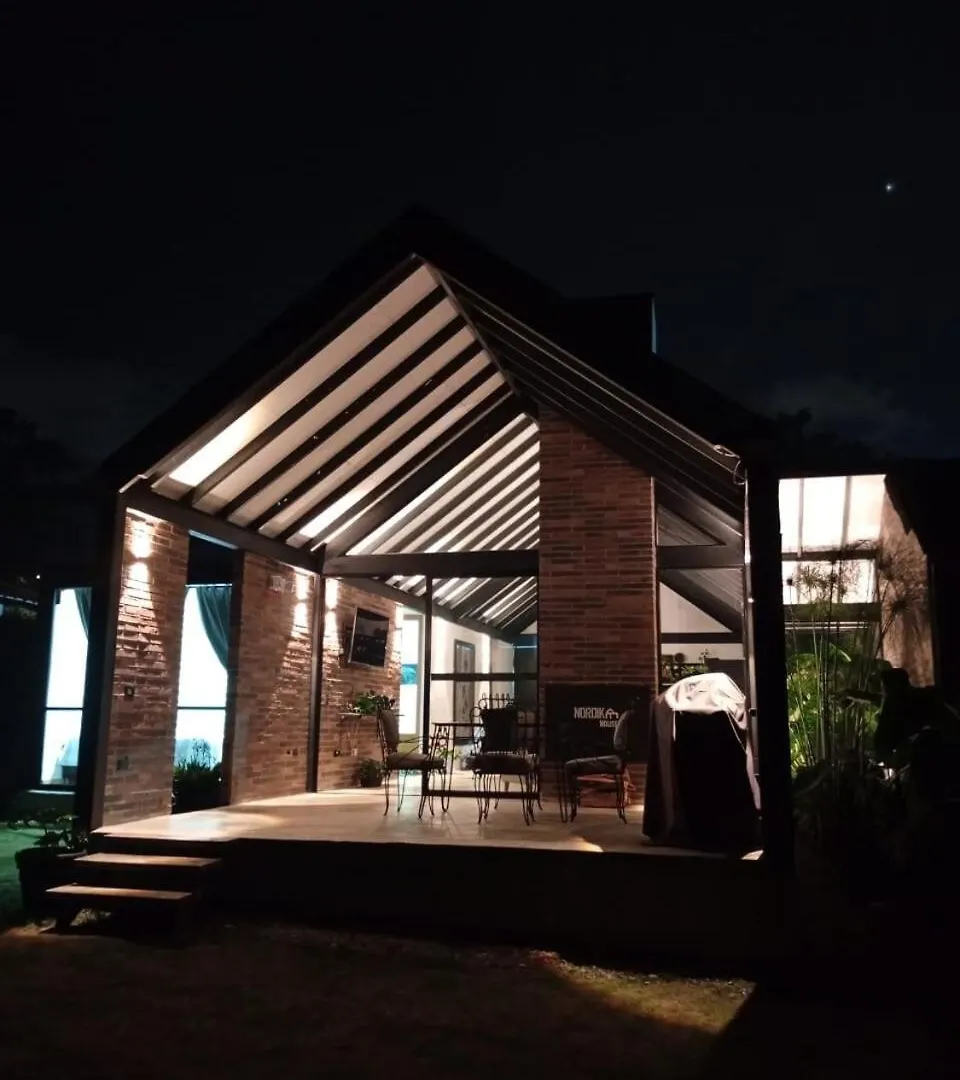 Nordika House - Ideal Para Fotografia Y Descanso Medellin 0*,  Colombia